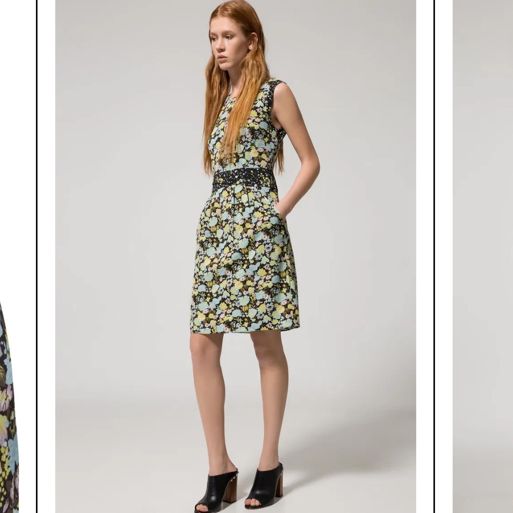 Elegant Hugo Boss Kaliles Sleeveless Floral Dress with pockets